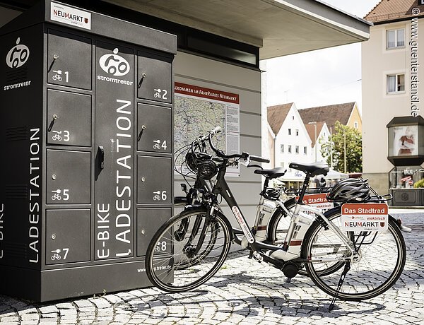 E Bike Ladestation Am Rathaus Tourist Information Der Stadt Neumarkt